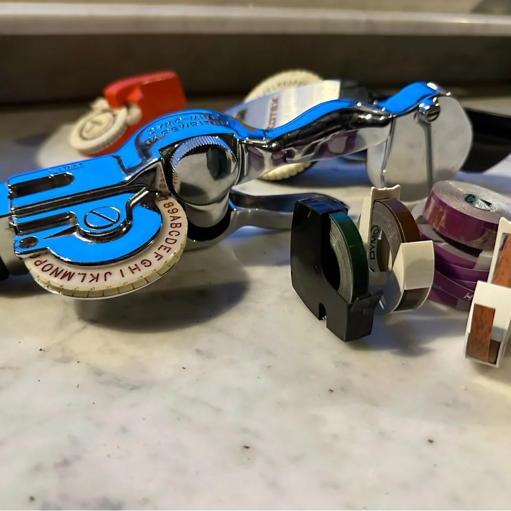 Label makers “LOT”